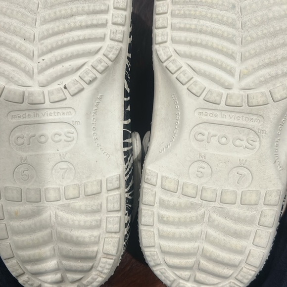 Crocs classic Animal Remix sz Women’s 7 - Picture 7 of 7